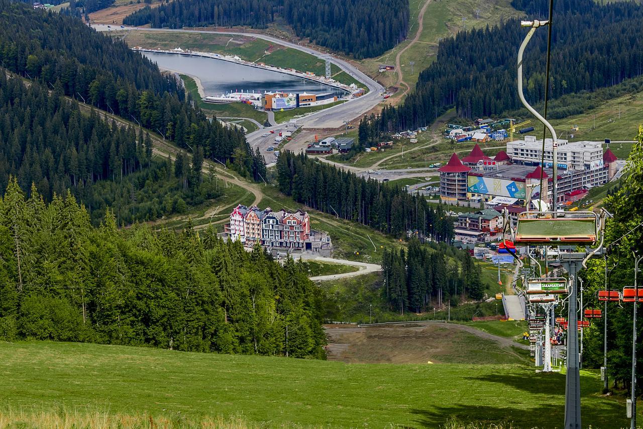 Amstelski Hotel Bukovel Exterior photo